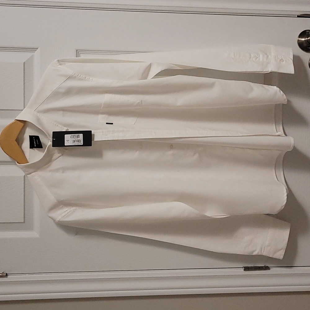 Oakley Men's custom fit white woven oxford shirt